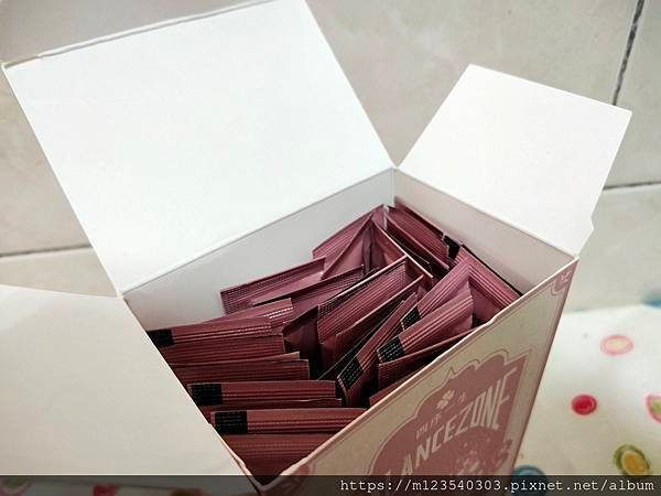 一天一包四序一生的好菌師百億複合益生菌，台灣製造無西藥無重金