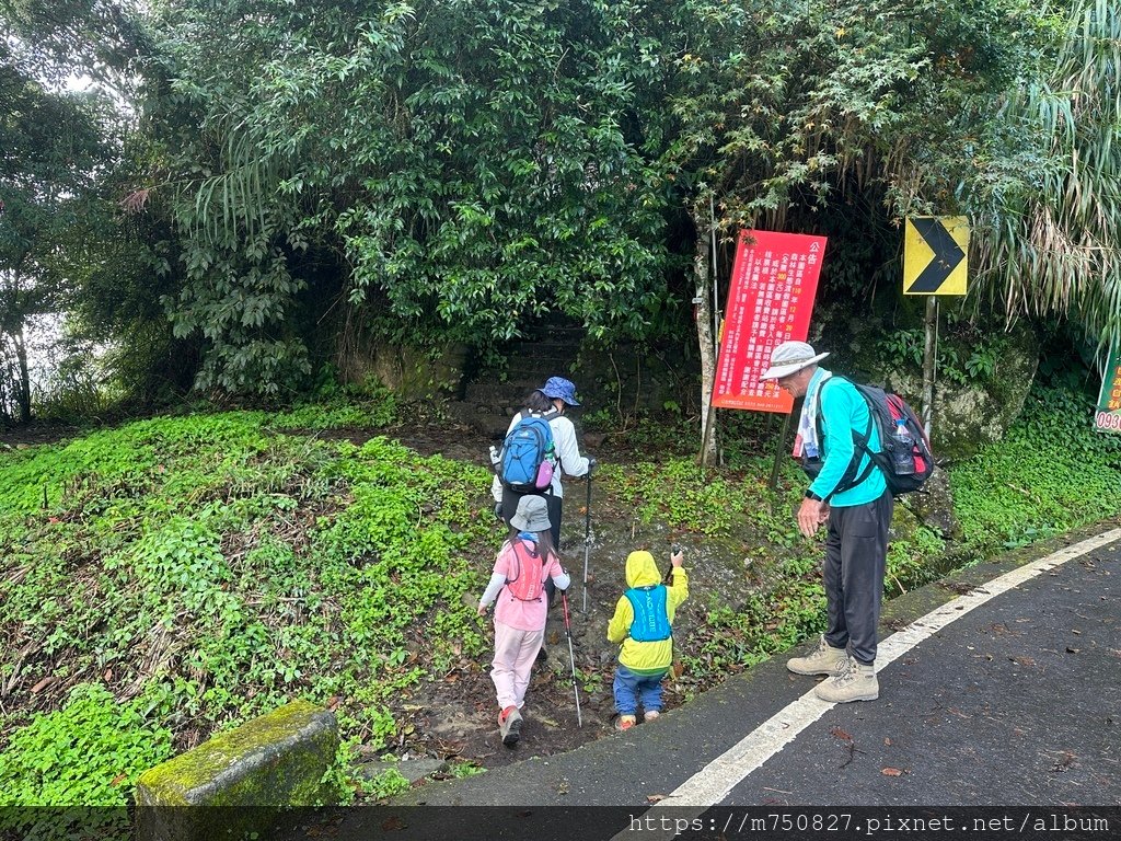 【親子登山】2023-10-14 留龍頭經嶺頭山上金柑樹山~
