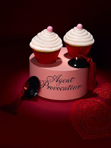 agent-provocateur-cupcakes photo by Therese Aldgard in collaboration with prop stylist Lisa Edsalv for Plaza Kvinna.jpg