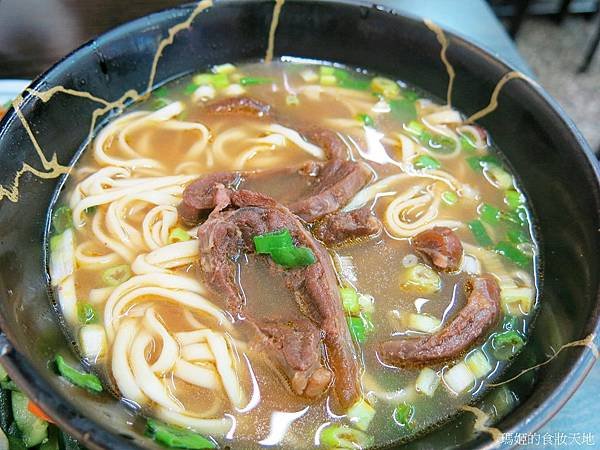 阿忠牛肉麵13.JPG