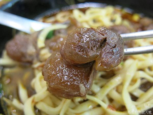 阿忠牛肉麵22.JPG