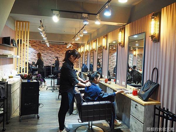 WOR HAIR七張店8.JPG