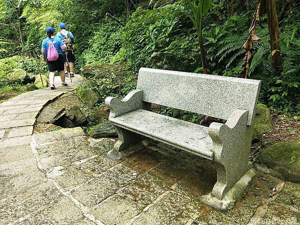 姜子寮絕壁15.jpg