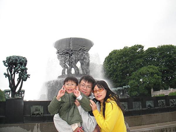 雕刻公園全家福