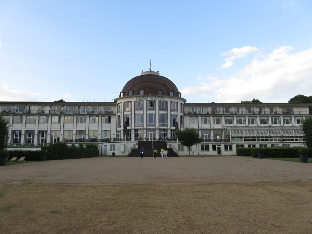 公園飯店全景