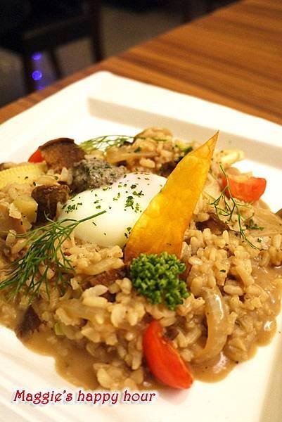 蘆洲美食【石窯屋春天饗食】蘆洲義式料理。燉飯。義大利麵。披薩。蘆洲捷運美食