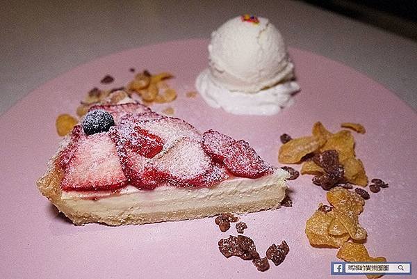 台北信義【Freaks Café &amp; Bistro 癮客餐酒館/誠品信義店】。信義區餐酒館。捷運市府站美食