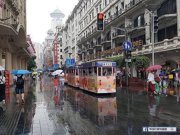 上海自由行【南京東路步行街/外灘/和平飯店】黃埔江美景。電影場景。世界元首下塌酒店。沈大成點心店。苿莉酒廊