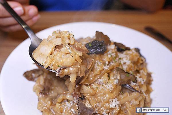 新莊美食【Foodie Life】新莊義大利麵。捷運新莊站美食