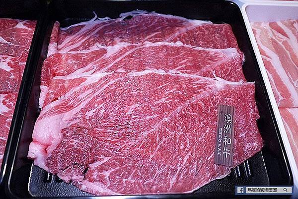 台北美食【金極鮮火鍋】日本和牛吃到飽。大直麻辣鍋吃到飽。大直火鍋吃到飽推薦。內湖麻辣鍋吃到飽