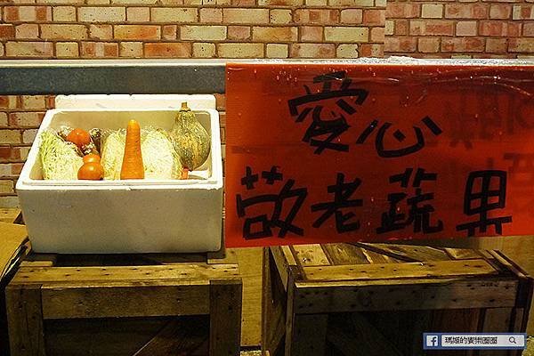 三重聚餐聚會餐廳【三重港景觀餐廳】三重戶外餐廳甕窯雞推薦〡三重露天美食園區〡歌手現場演場