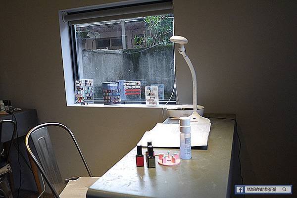 新店美甲【伊特美甲】史努比/蛋黃哥超萌圖案好療癒！花樣百出網美新娘光療彩繪凝膠美甲〡新店區公所美甲