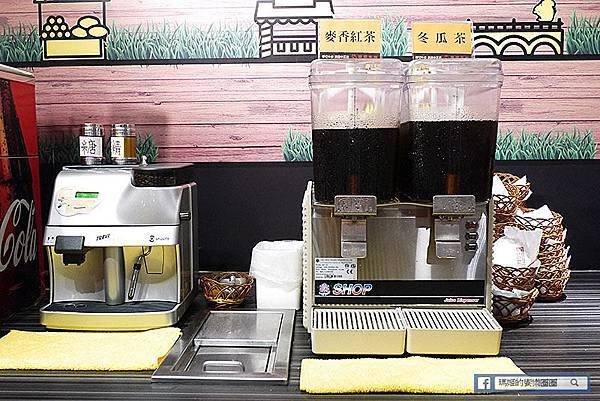 新店牛排【爭厚厚切牛排新店中正店-板橋亞東原創】厚切大份量牛排&amp;霜淇淋/香蒜麵包/湯品/飲品吃到飽