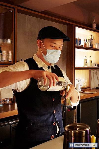 大安站餐酒館【Awake Sober Bar｜今晚清醒吧｜0%】復古摩登風餐酒館/大安美食推薦