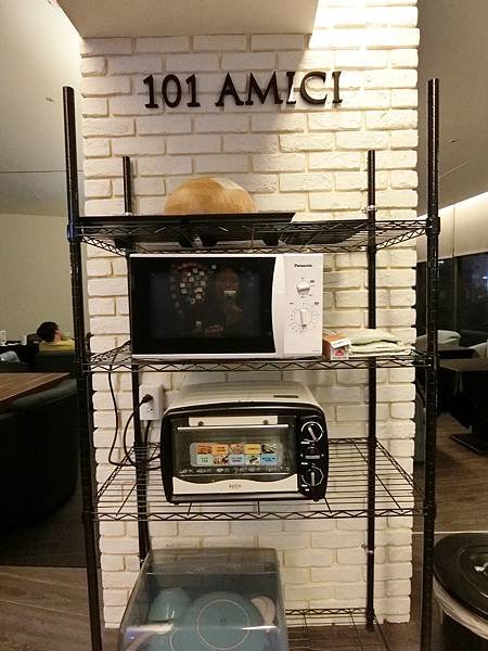2017/1/30 Amici Hotel Six Star Hostel