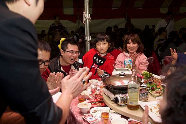 佳承精工尾牙魔術表演、小丑表演、尾牙主持、尾牙樂團