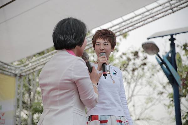 環保局太平公園演唱會魔術表演、小丑表演、熱舞表演、樂團演唱