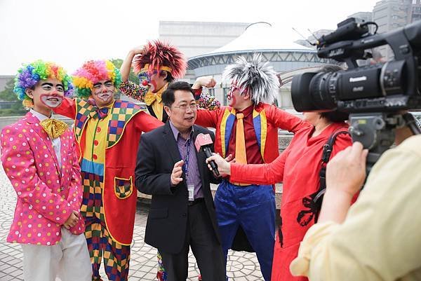 港區藝術中心兒童節氣球小丑、雜耍特技、魔術表演、魔幻泡泡秀