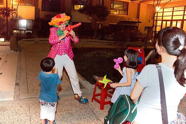 太子龍社區中秋晚會魔術表演、迎賓小丑、三人樂團