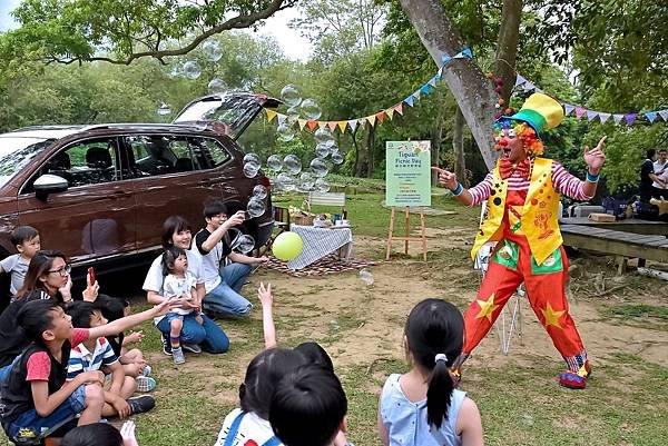 福斯車聚魔幻泡泡秀