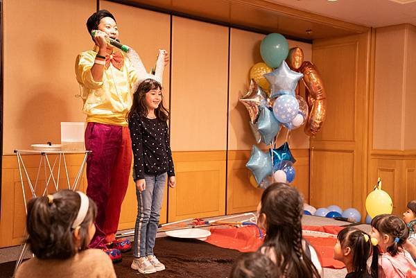 台北私人生日派對小丑氣球、魔幻泡泡