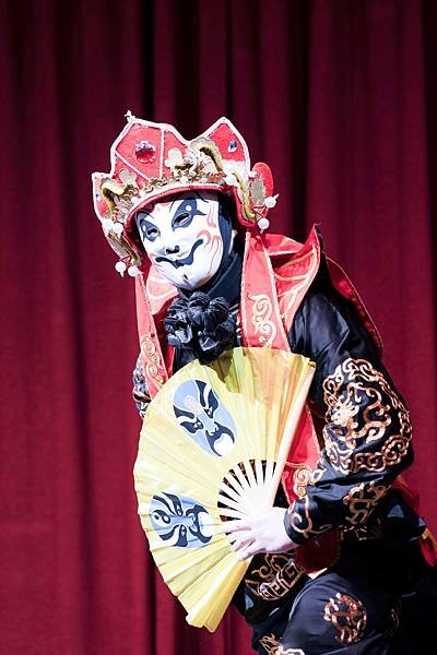 中興EMBA春酒魔術表演、三人熱舞、川劇變臉、活動主持