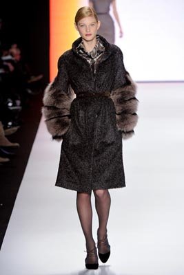 Carolina Herrera F/W 2011 - Patricia van der Vliet