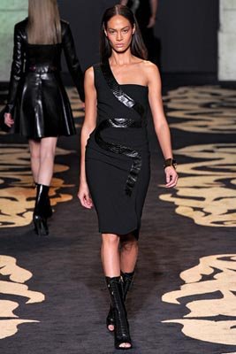 Versace F/W 2011 - Joan Smalls