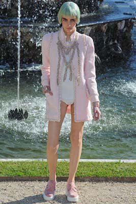 Chanel Cruise 2013 Versailles - Zuzanna Bijoch