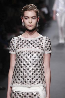 Chanel Haute Couture S/S 2011 - Arizona Muse
