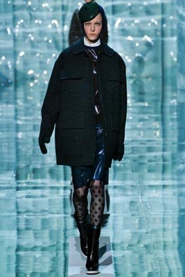 Marc Jacobs F/W 2011 - Tati Cotliar