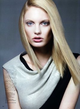 Vogue Nippon August 2010:Patricia van der Vliet