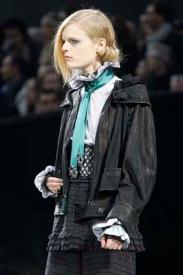 Chanel F/W 2011 - Hanne Gaby Odiele