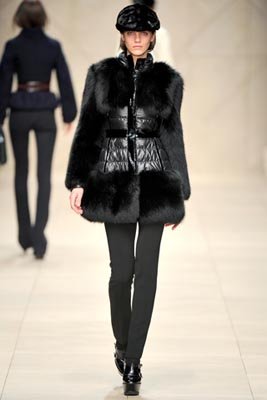 Burberry Prorsum F/W 2011 - Samantha Gradoville