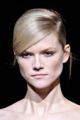 Alberta Ferretti F/W 2011 - Kasia Struss