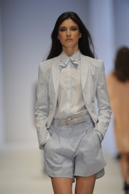 BOSS BLACK S/S 2011 - Jacquelyn Jablonski