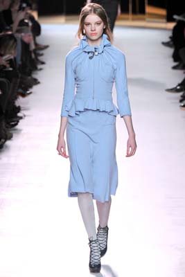 Nina Ricci F/W 2011 - Gwen Loos