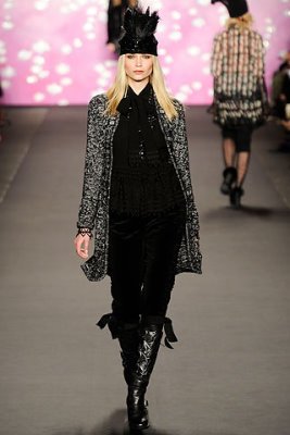 Anna Sui F/W09 - Natasha Poly