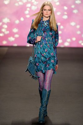 Anna Sui F/W09 - Toni Garrn