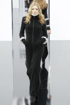 Chanel F/W&apos;09 - Lily Donaldson
