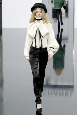 Chanel F/W&apos;09 - Skye Stracke