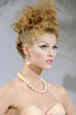 Christian Dior Haute Couture F/W 09.10 - Toni Garrn