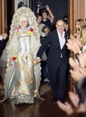 Christian Lacroix Haute Couture F/W 09.10