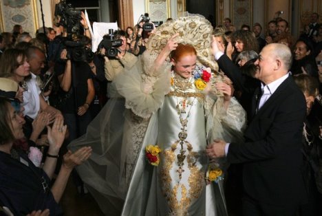 Christian Lacroix Haute Couture F/W 09.10