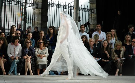 Givenchy Haute Couture F/W 09.10 - Karlie Kloss