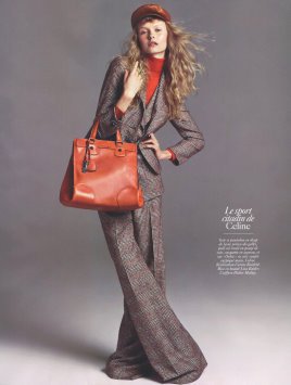 Vogue Paris August 2009 -  Kamila Filipcikova