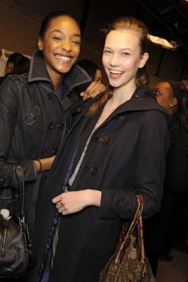 Stella McCartney F/W 2009 - Jourdan Dunn &amp; Karlie Kloss