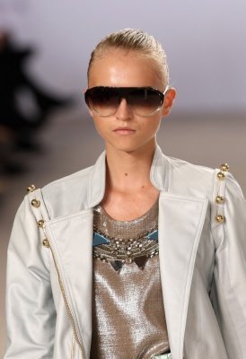 Matthew Williamson S/S 2010 - Anabela Belikova