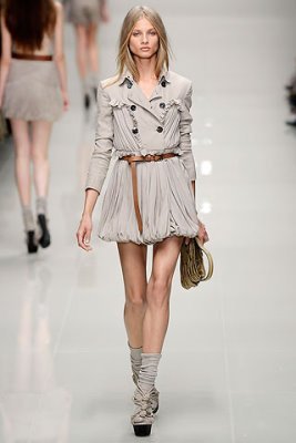 Burberry Prorsum S/S 2010 - Anna Selezneva 