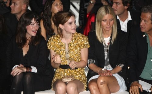 Burberry Prorsum S/S 2010 - Liv Tyler,Emma Watson,Gwyneth Paltow and MarioTestino